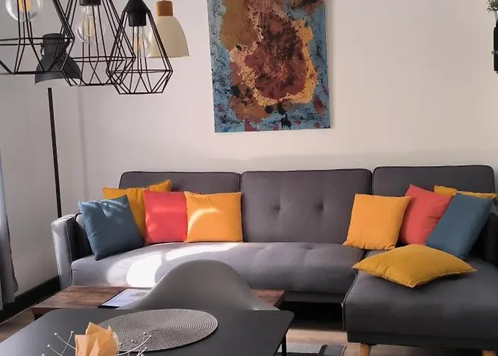 Sous Les Remparts קרקסון