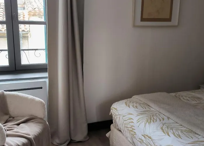 Sous Les Remparts Carcassonne